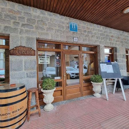 Hostal Sainz Riaño Zewnętrze zdjęcie